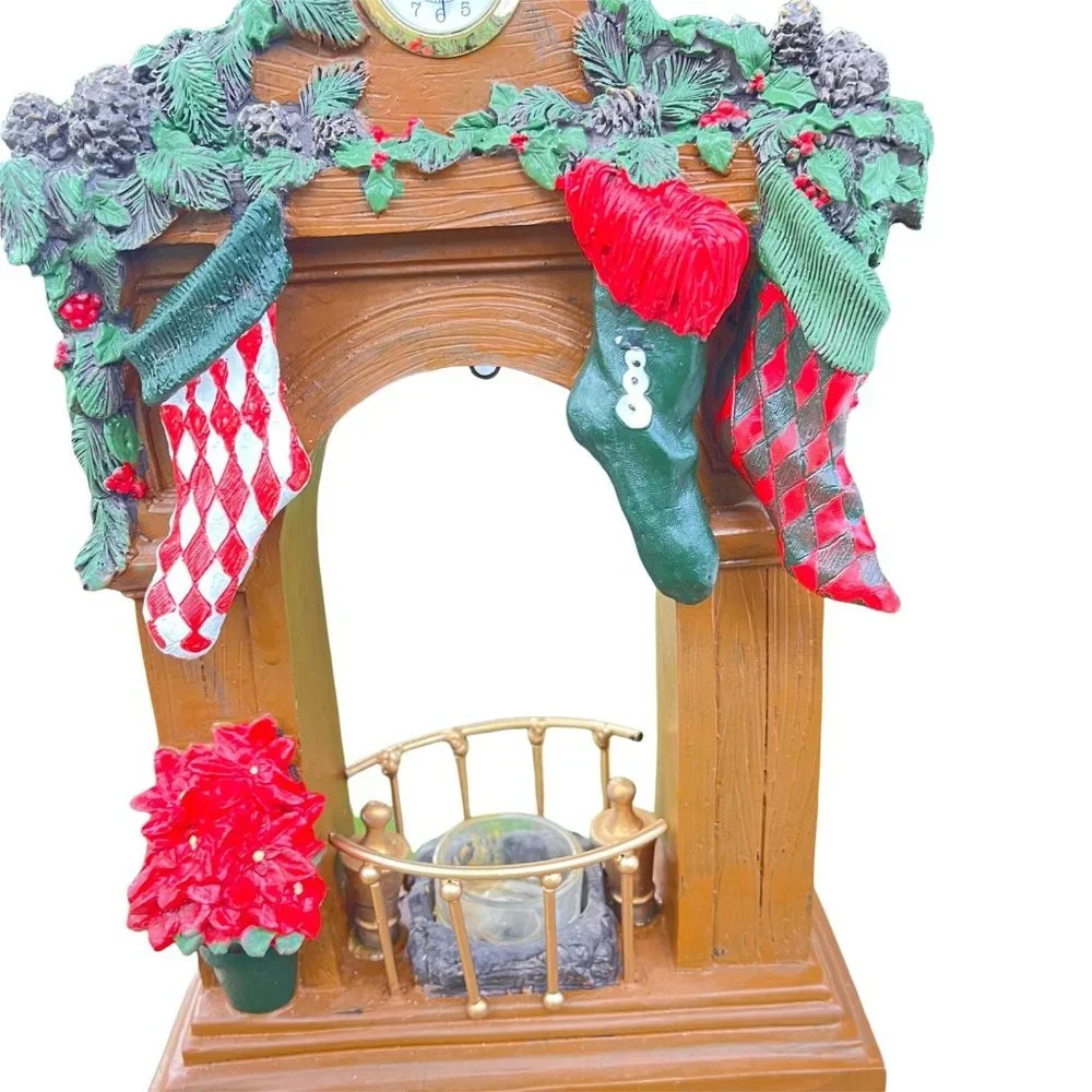 Yankee Candle Christmas‎ Mantle Stockings Clock Poinsettia Candle Holder 12.5in